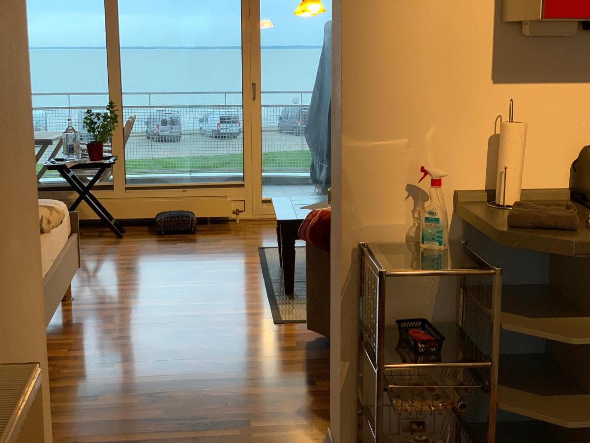 Studio Mit Meerblick Und Grosser Loggia - Direktzugang Zur Nordsee ヴィルヘルムスハーフェン エクステリア 写真